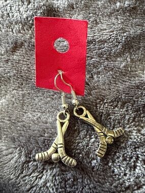 Hockey Stick and Puck Dangle Earrings -